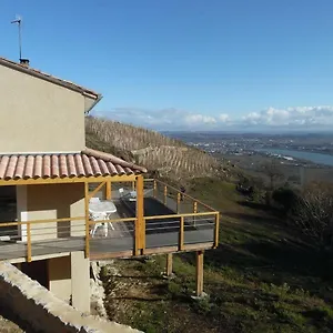Le Saint Jo' Hébergement de vacances Mauves